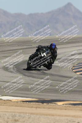 media/Oct-02-2025-Racers Edge (Thu) [[2c91cb6ab3]]/2-A Group/Session 5-Turn 12 (130pm)/